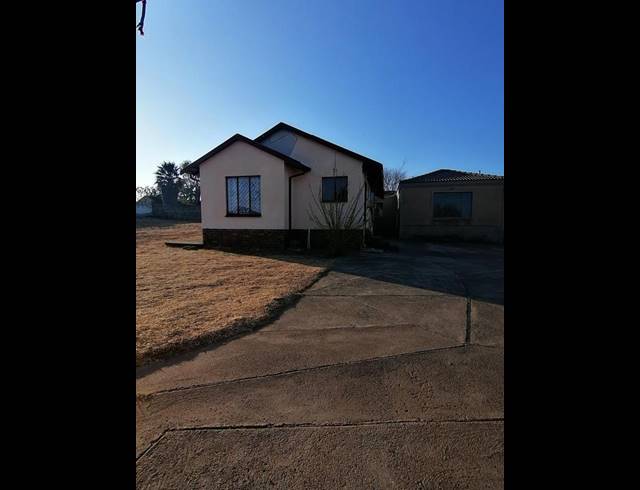 3 BEDROOM HOUSE FOR SALE IN MINDALORE